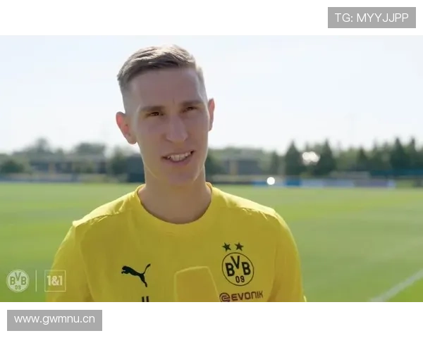 哈曼:穆西亚拉仍需改进 施洛特贝克犯规应红牌